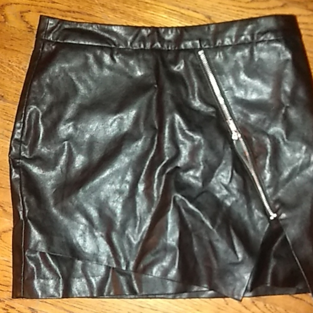 bundle this skirt Leather mini skirt